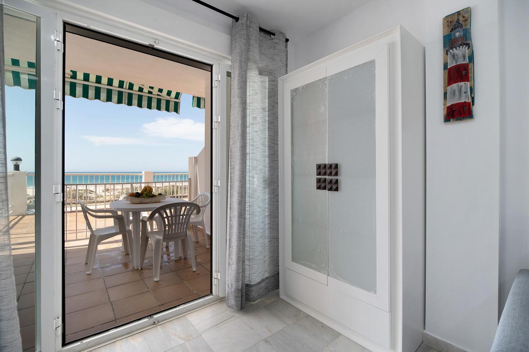 Apartamento Los Balcones E Chiclana de la Frontera Kültér fotó